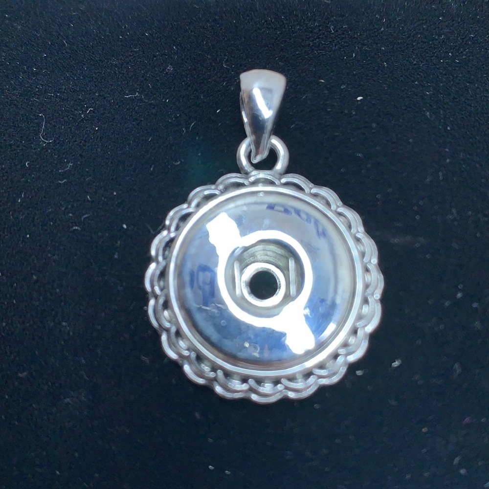 Magnolia & vine Pendant